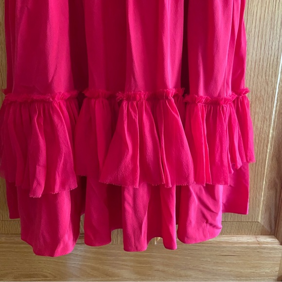 Cinq a sept 100% Silk fully lined Ruffled Dress - Size 0 Zero - NWOT - Picture 12 of 12